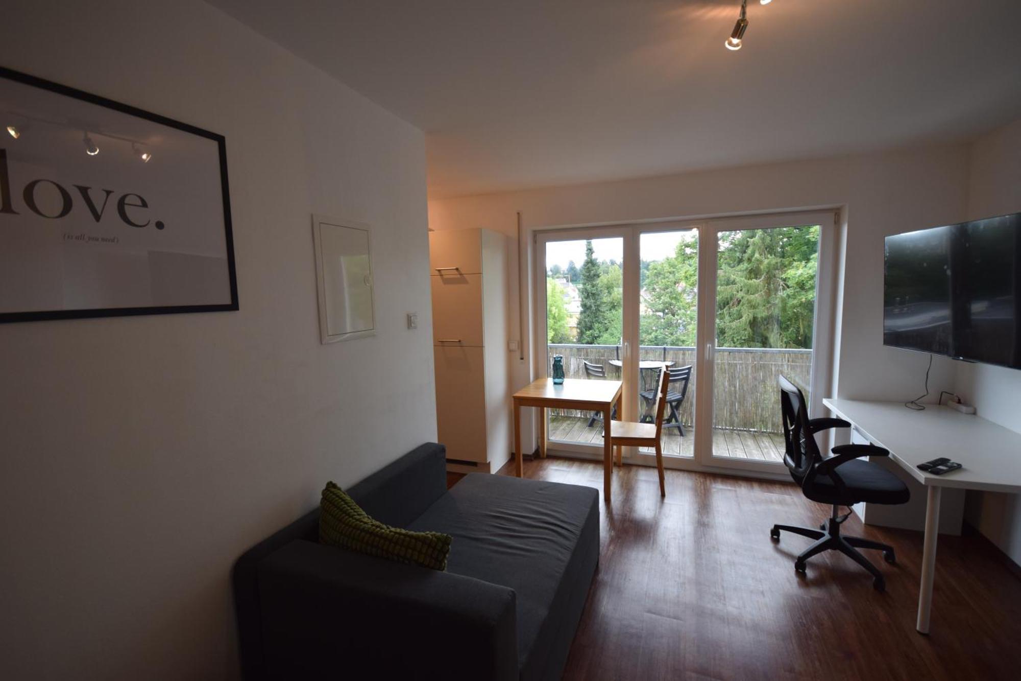 Nestwerk Komfort R23-12 - Balkon, Arbeitsplatz & Zentrumsnah Biberach an der Riß Dış mekan fotoğraf