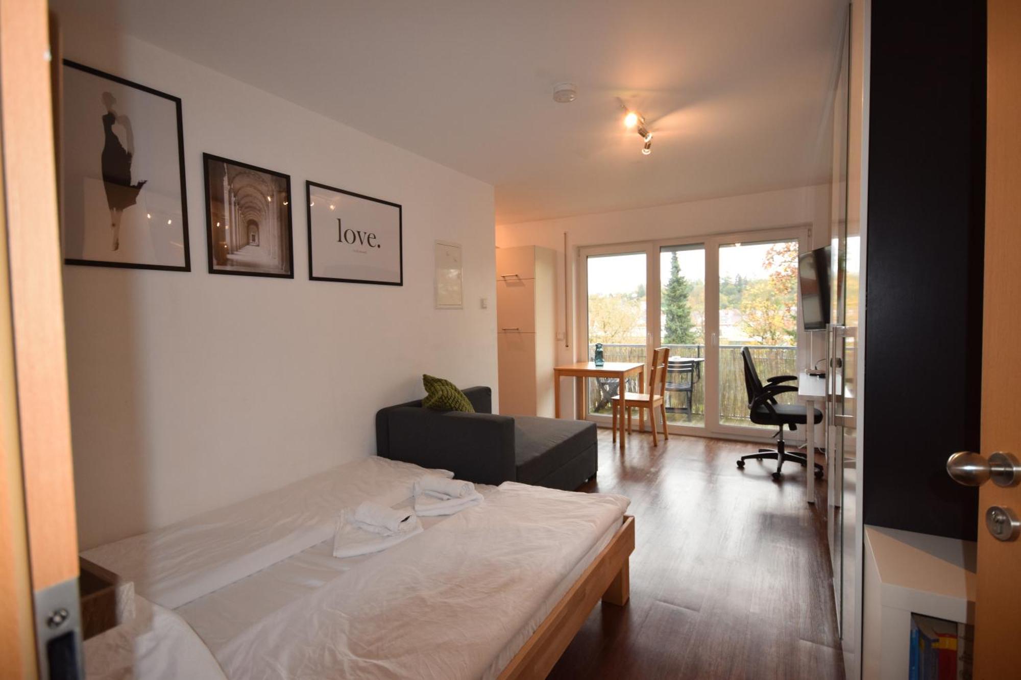 Nestwerk Komfort R23-12 - Balkon, Arbeitsplatz & Zentrumsnah Biberach an der Riß Dış mekan fotoğraf